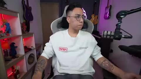 Snapshot of bigxboy96 chatting on October 28, 2025, 2:59 am bigxboy96 online show from October 28, 2025, 2:59 am