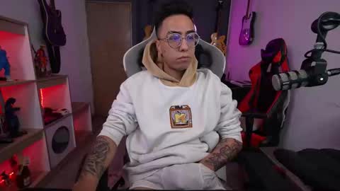 Snapshot of bigxboy96 chatting on December 2, 2025, 10:42 am bigxboy96 online show from December 2, 2025, 10:42 am