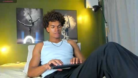 bigxxo online show from December 15, 2024, 8:58 pm