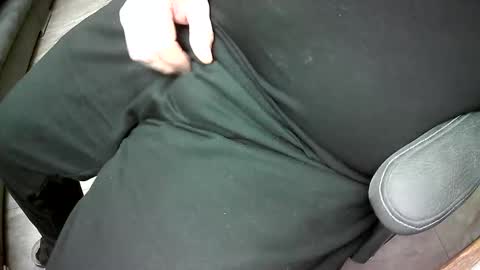 Snapshot of bikeman17 chatting on February 2, 2025, 8:41 pm bikeman17 online show from February 2, 2025, 8:41 pm