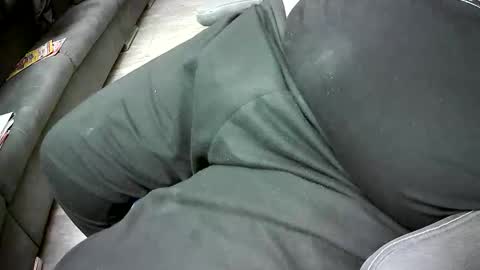 Snapshot of bikeman17 chatting on February 7, 2025, 7:06 pm bikeman17 online show from February 7, 2025, 7:06 pm