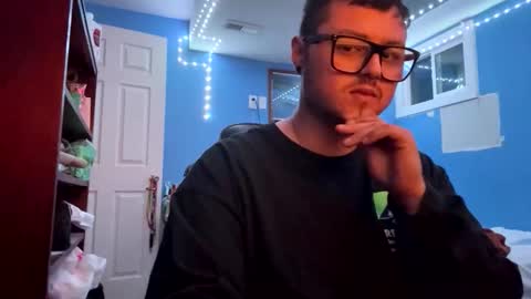 bikerdaddy88 online show from November 10, 2025, 1:04 am