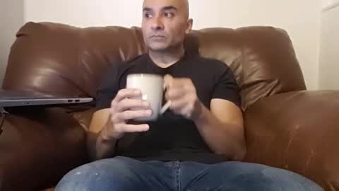 Bilie online show from October 19, 2025, 4:35 am