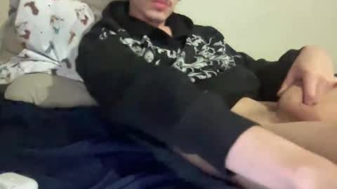 billiambill2002 online show from February 14, 2025, 4:37 am