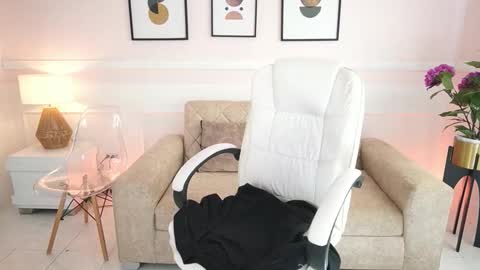 billiebrownn online show from November 22, 2025, 7:13 pm