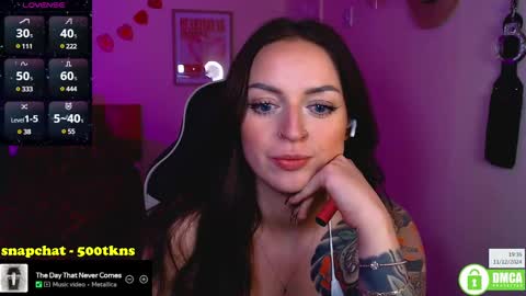 Billie online show from December 11, 2024, 7:36 pm