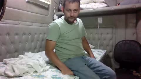 billy_da_goat914050 online show from March 11, 2025, 2:43 am