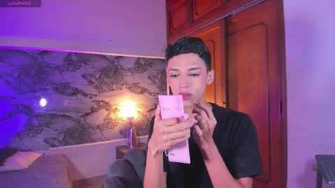 Sam online show from March 21, 2026, 1:48 pm