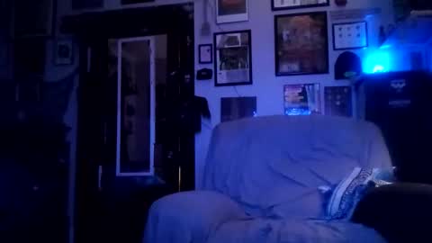 billygunn13 online show from January 5, 2026, 11:41 pm