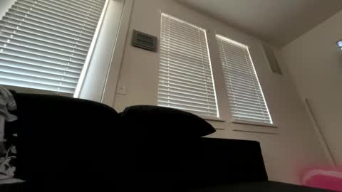 billyreese1990 online show from November 10, 2025, 9:14 pm