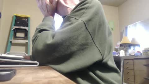 Snapshot of bimbttm chatting on December 3, 2024, 9:01 pm Bimbttm online show from December 3, 2024, 9:01 pm