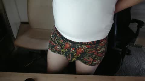 Snapshot of bingswillems chatting on October 15, 2025, 7:52 am bingswillems online show from October 15, 2025, 7:52 am