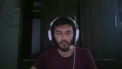 binhodm1 online show from January 5, 2025, 1:26 pm