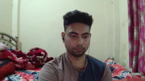 Snapshot of birbikrom104 chatting on March 7, 2026, 9:50 am birbikrom104 online show from March 7, 2026, 9:50 am