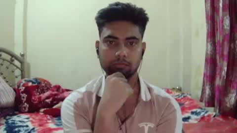 Snapshot of birbikrom104 chatting on March 10, 2026, 9:03 am birbikrom104 online show from March 10, 2026, 9:03 am