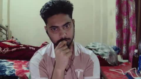 Snapshot of birbikrom104 chatting on March 25, 2026, 5:30 pm birbikrom104 online show from March 25, 2026, 5:30 pm