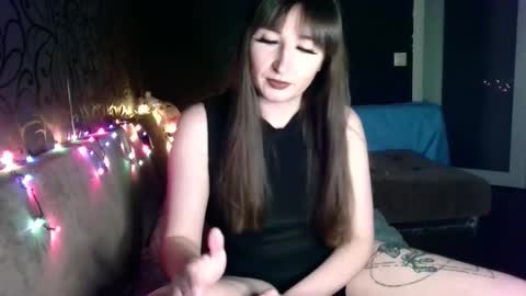 birdie_kiss online show from February 6, 2026, 7:28 pm