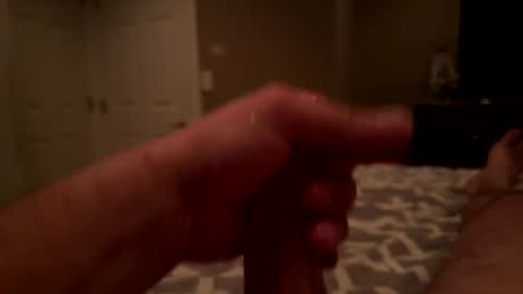 Joey811 online show from January 8, 2025, 3:40 am