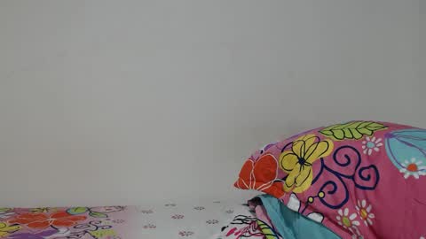 I am everything. Your highness queen  goddess mistress god daddy mommy boss master.  you will address me as such online show from January 15, 2026, 7:17 pm