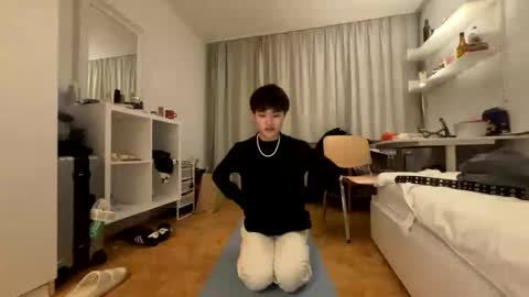 Snapshot of bitchie_bitch chatting on January 7, 2026, 8:55 pm Lou online show from January 7, 2026, 8:55 pm