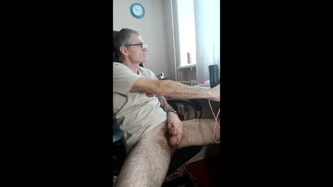 Snapshot of biytwert chatting on February 10, 2026, 4:49 am biytwert online show from February 10, 2026, 4:49 am