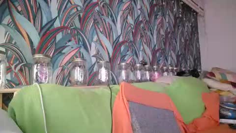 Snapshot of bizoukey15 chatting on October 13, 2025, 8:09 pm bizoukey15 online show from October 13, 2025, 8:09 pm