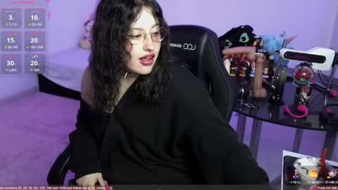  Chela  online show from October 6, 2025, 3:26 am