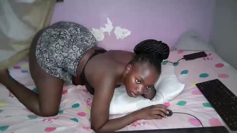 Snapshot of black_drip chatting on February 25, 2026, 12:04 pm black_drip online show from February 25, 2026, 12:04 pm