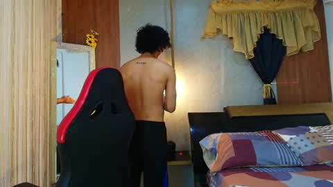 black_king_241 online show from April 12, 2026, 9:20 pm