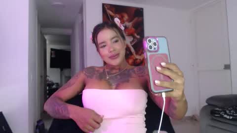 luisa  online show from May 14, 2026, 2:13 pm