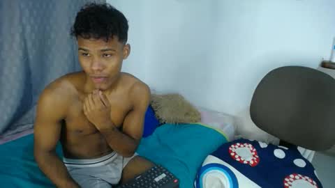 Snapshot of black_men9 chatting on April 11, 2026, 10:52 am black_men9 online show from April 11, 2026, 10:52 am