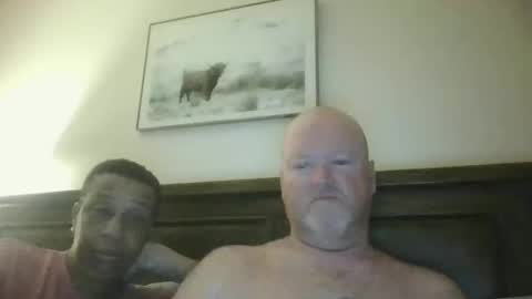 Snapshot of black_n_white4 chatting on January 17, 2025, 11:27 am black_n_white4 online show from January 17, 2025, 11:27 am