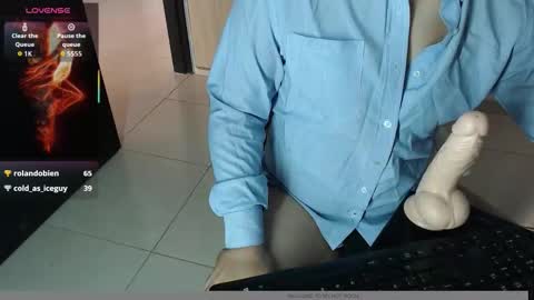 black_penis22 online show from October 8, 2025, 3:31 pm