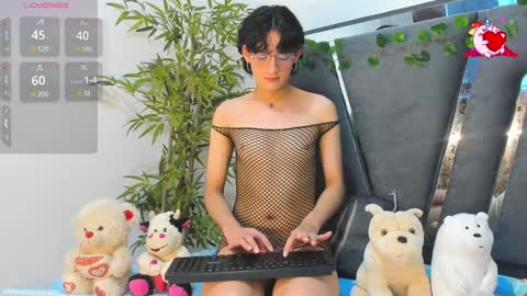 B L A C K  R O S E  online show from February 2, 2025, 11:51 am