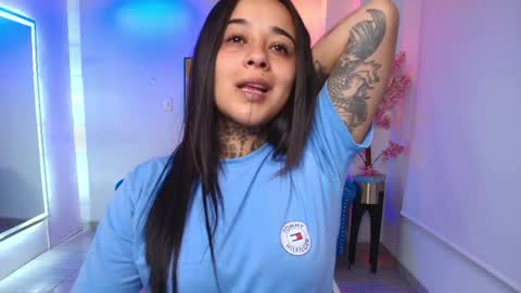 Snapshot of black_roseee chatting on June 5, 2026, 3:57 am Rousse online show from June 5, 2026, 3:57 am