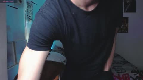 Snapshot of black_skull22 chatting on February 21, 2025, 4:40 am Bryan online show from February 21, 2025, 4:40 am