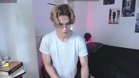 Snapshot of black_skull22 chatting on March 9, 2025, 10:52 pm Bryan online show from March 9, 2025, 10:52 pm