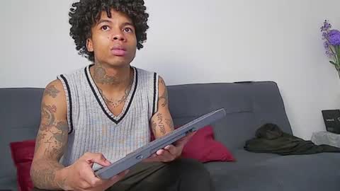Snapshot of black_tentationx chatting on July 13, 2026, 4:15 am black_tentationx online show from July 13, 2026, 4:15 am