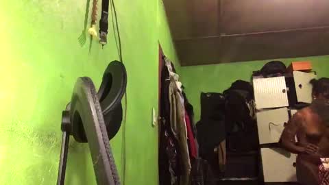 Snapshot of blackasiancockts chatting on December 2, 2024, 7:05 pm Crystal online show from December 2, 2024, 7:05 pm