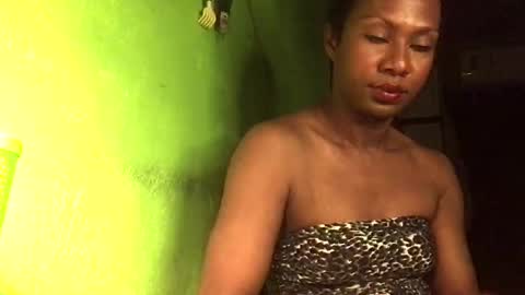 Snapshot of blackasiancockts chatting on December 14, 2024, 12:23 pm Crystal online show from December 14, 2024, 12:23 pm