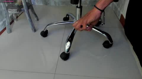 Snapshot of blackbeauty_ts chatting on January 15, 2025, 10:24 pm Nina online show from January 15, 2025, 10:24 pm