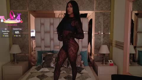 Snapshot of blackbeauty_ts chatting on April 12, 2026, 1:16 pm Nina online show from April 12, 2026, 1:16 pm