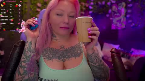 Alice online show from October 17, 2025, 12:52 pm