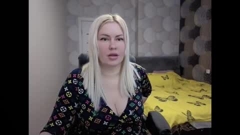 Snapshot of blackeyes11 chatting on November 1, 2025, 1:07 am blackeyes11 online show from November 1, 2025, 1:07 am