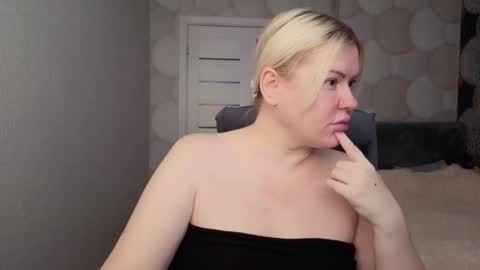 Snapshot of blackeyes11 chatting on January 18, 2026, 6:39 am blackeyes11 online show from January 18, 2026, 6:39 am