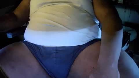 Snapshot of blackgorilla9 chatting on December 5, 2024, 2:42 am Black online show from December 5, 2024, 2:42 am