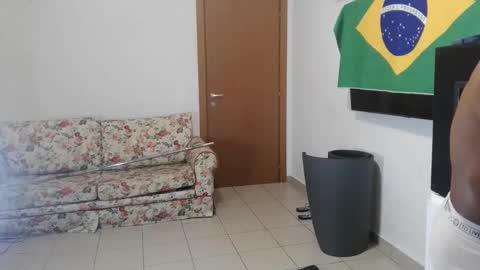 Snapshot of blackkiss_sweet chatting on October 24, 2025, 5:20 pm blackkiss_sweet online show from October 24, 2025, 5:20 pm