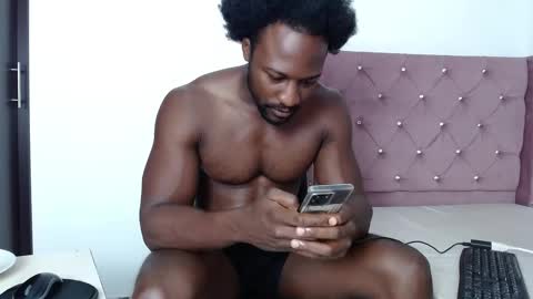 Snapshot of blacknikes chatting on September 11, 2025, 12:38 pm Twtter 1MikeBeckford            Onlyfns beckfordmike online show from September 11, 2025, 12:38 pm
