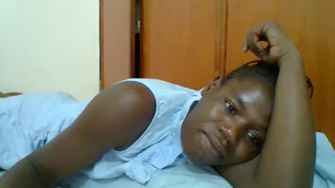 SARAH online show from November 12, 2025, 3:23 pm