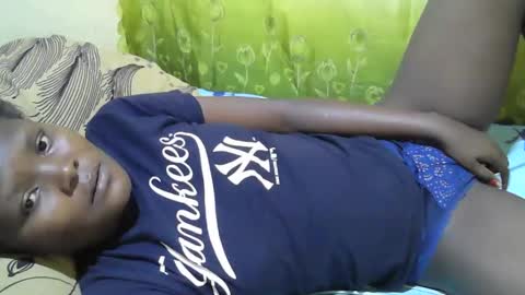 blackslim_girl2 online show from February 15, 2026, 7:38 am